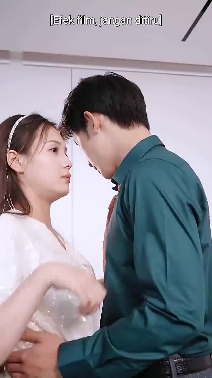 Wanita Cantik - Episode 42