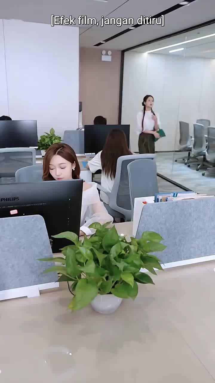 Wanita Cantik - Episode 56