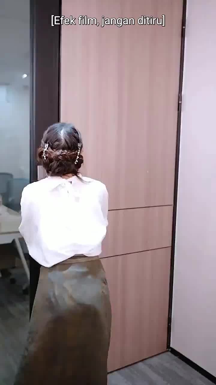 Wanita Cantik - Episode 63