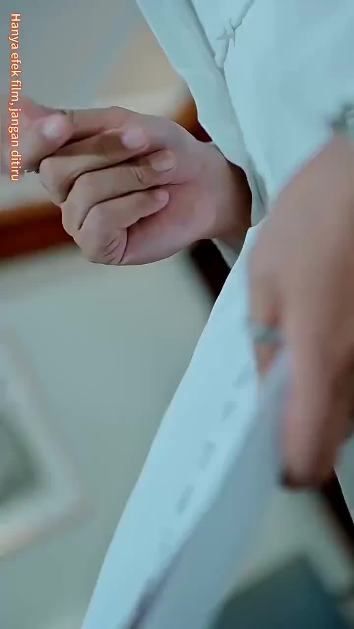 Cinta yang Terkoyak - Episode 32
