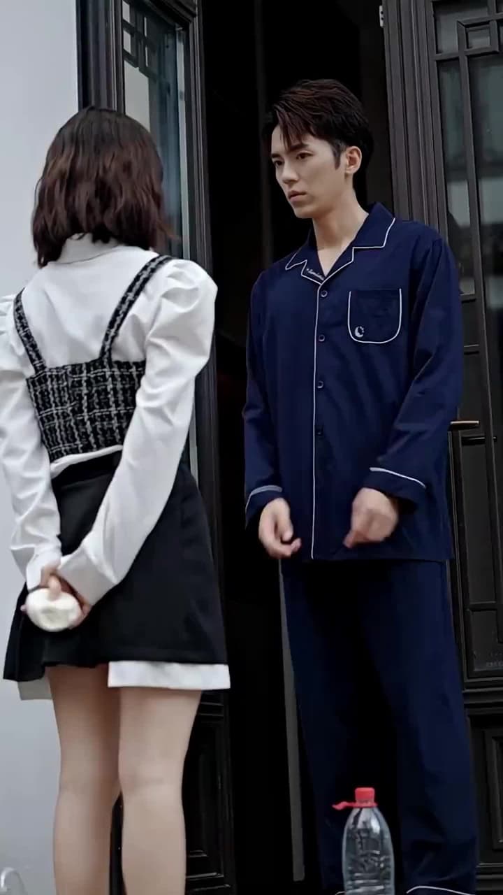 [Dubbed] Trapped in Affection - Episode 25