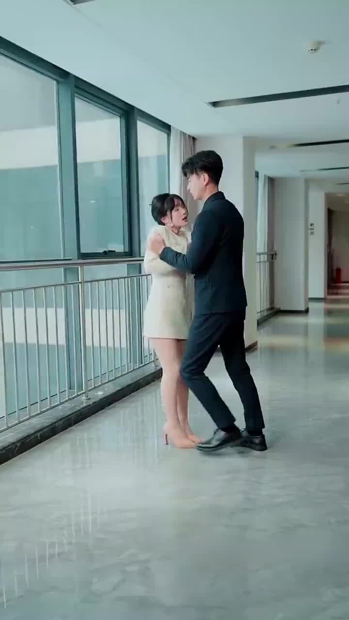 Asmara yang Membara - Episode 53