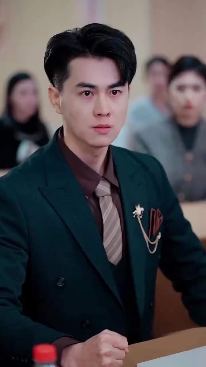 Asmara yang Membara - Episode 32