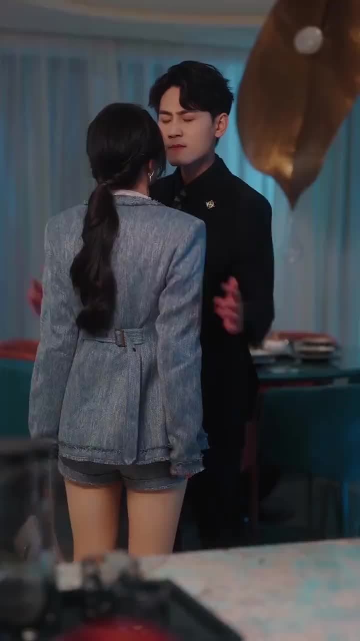 Amor Clandestino - Episode 54