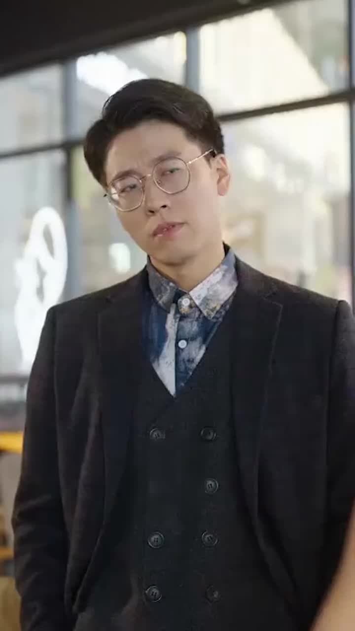 Die CEO als Putzfrau getarnt - Episode 132
