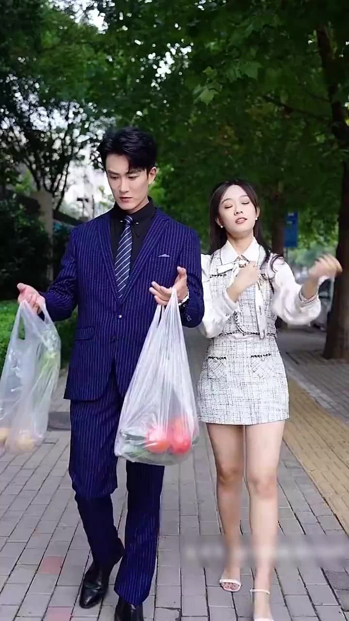 Date The Hidden Billionaire - Episode 13