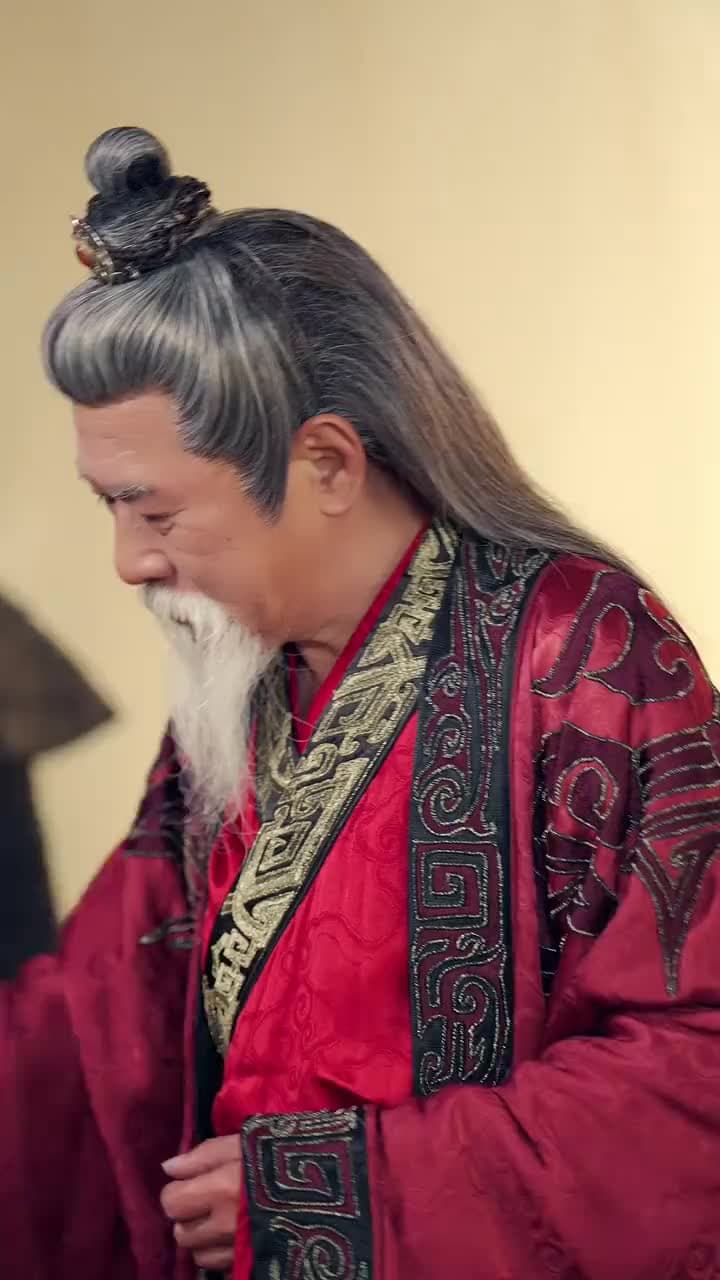 Legenda Puteri Sembilan - Episode 44
