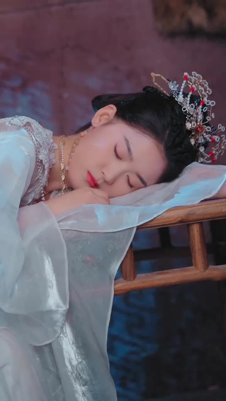 Bertemu Pangeran di Dunia Lain - Episode 56
