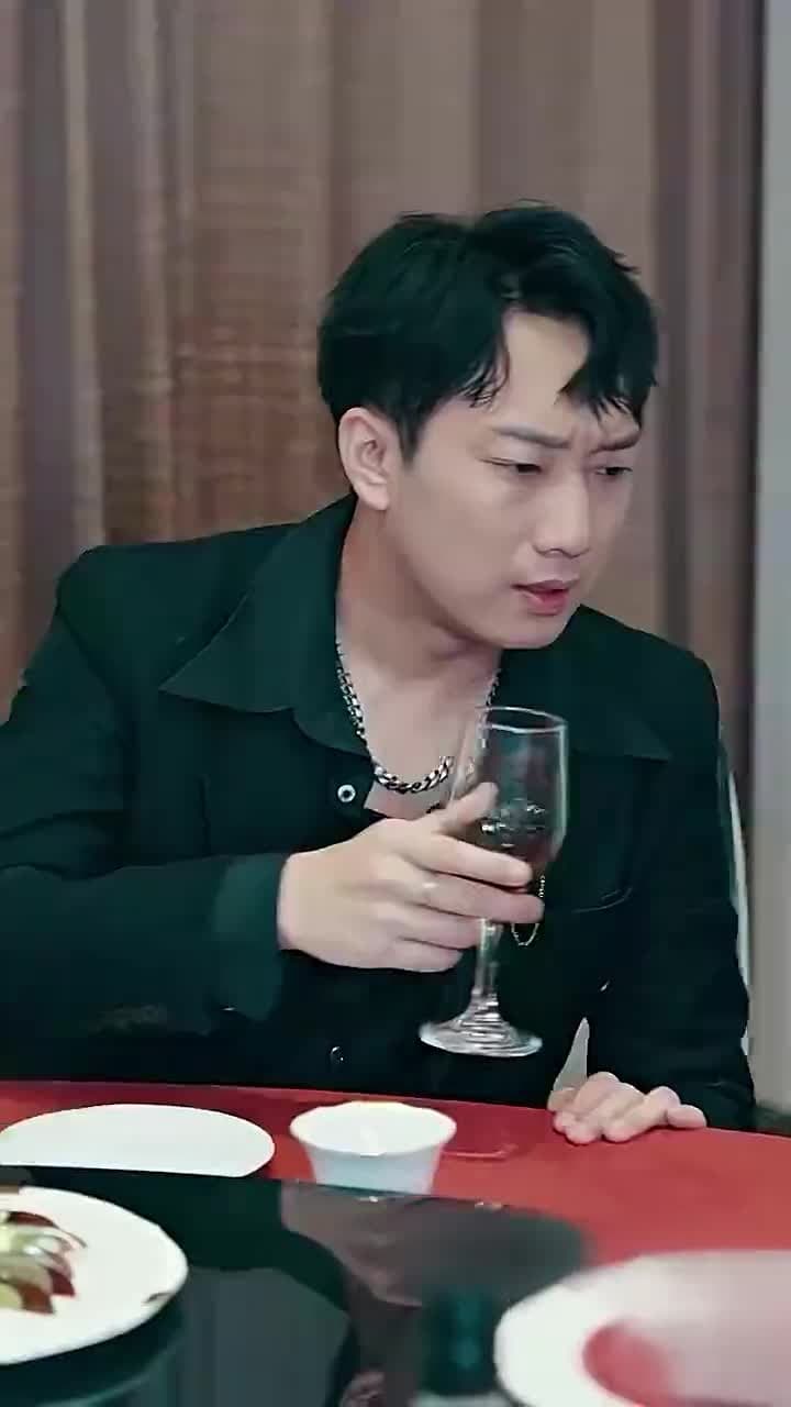 Pacar Bersama Dewi - Episode 33
