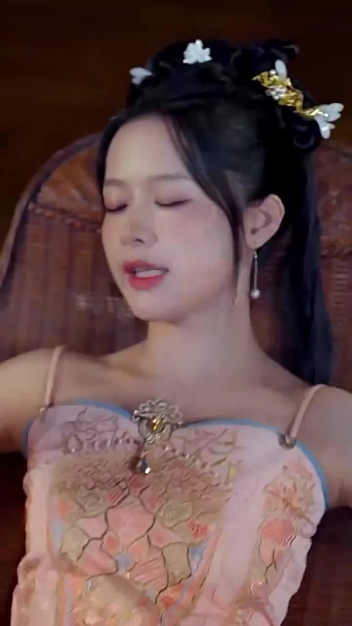 Putri Dingin Istana - Episode 13