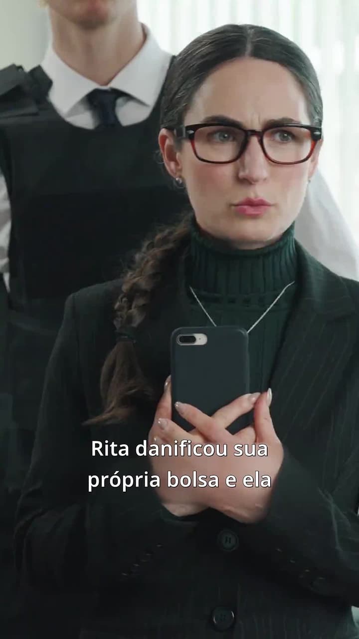 A Chefe Disfarçada - Episode 24