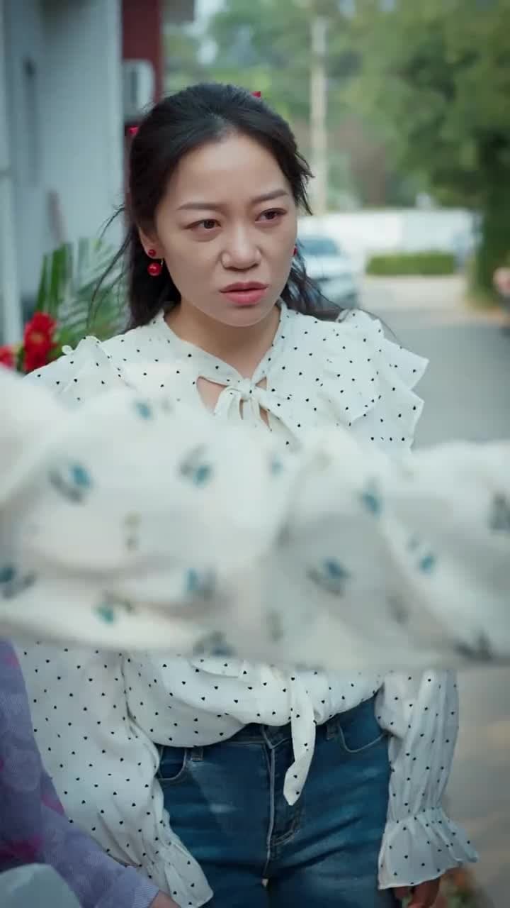 Returned Daughter, Hidden Billionaire - Episode 4