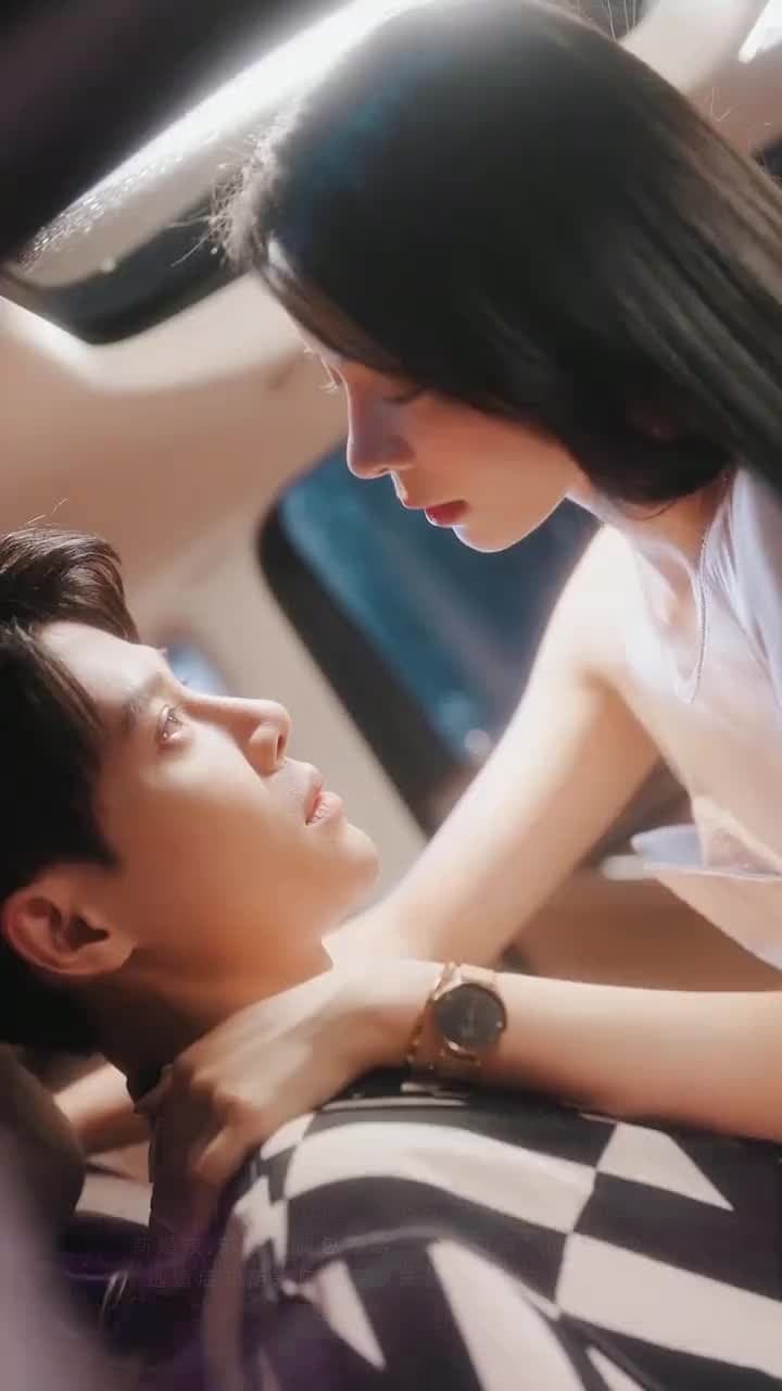 Falling in His Love - Episode 1
