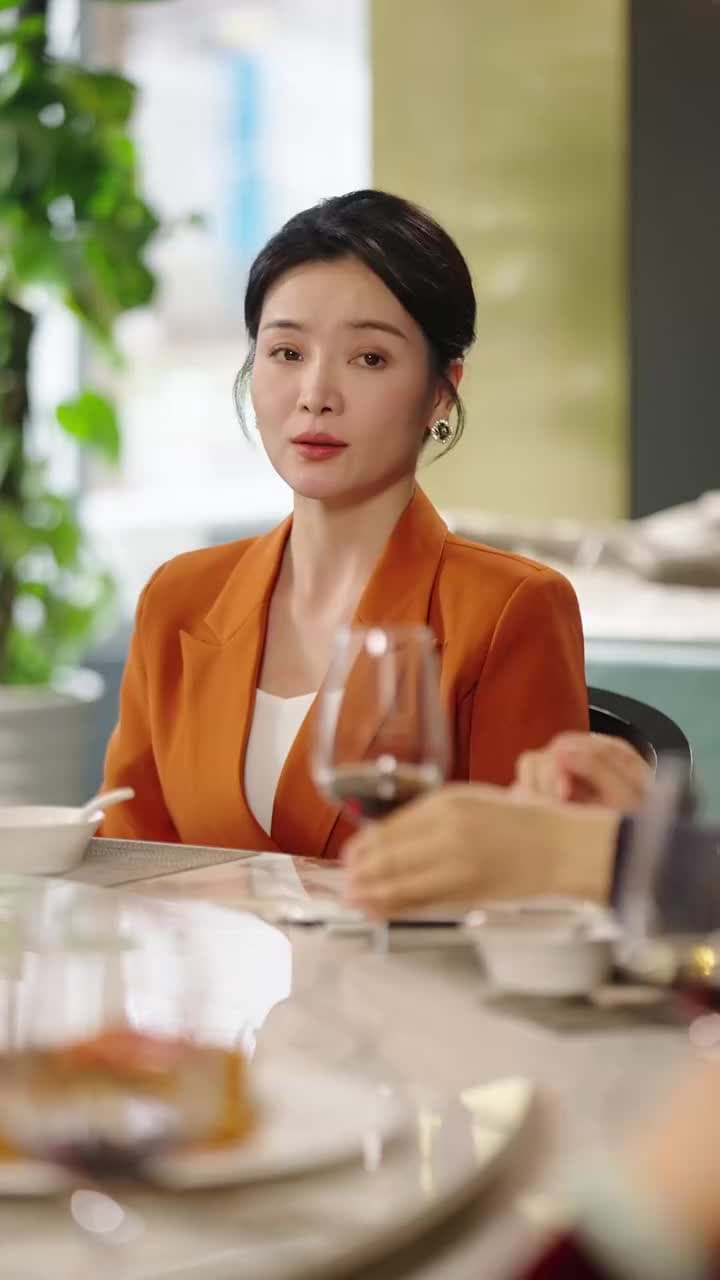 When Love Comes Knocking - Episode 44
