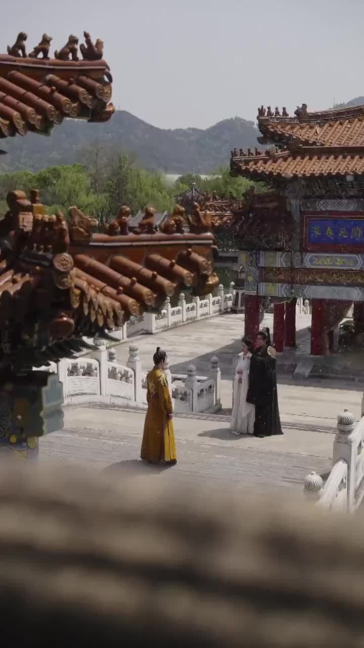 Two Thrones, One Empire - Episode 50