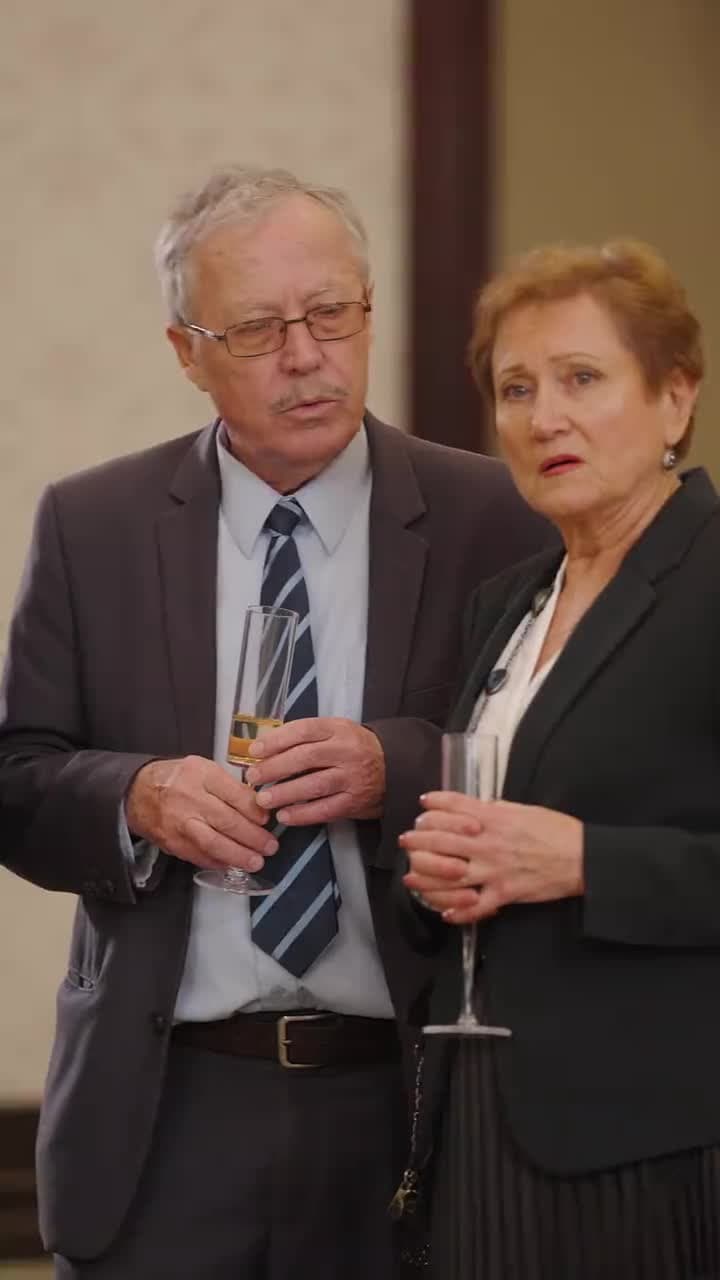 Uma Grande Noite com o Coroa - Episode 56