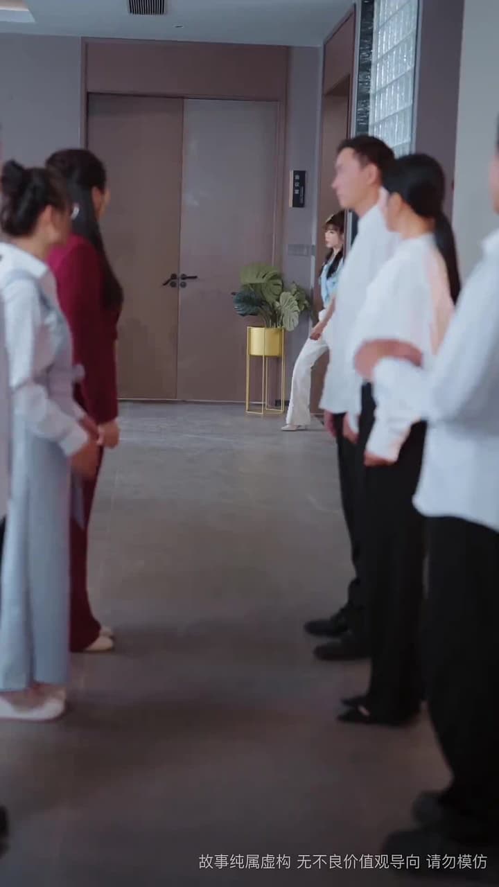 你是老板娘我是白月光 - Episode 8