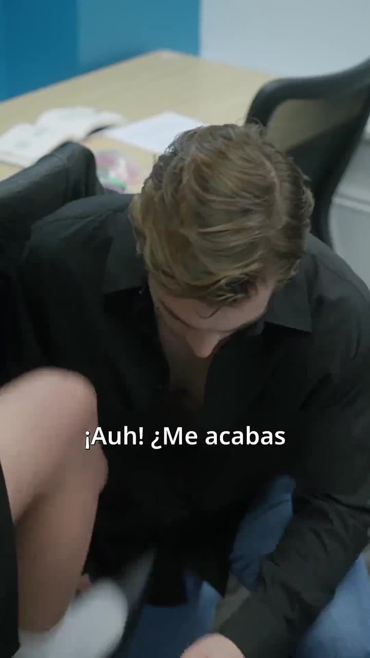 Amor de un Chico de Compañía - Episode 15