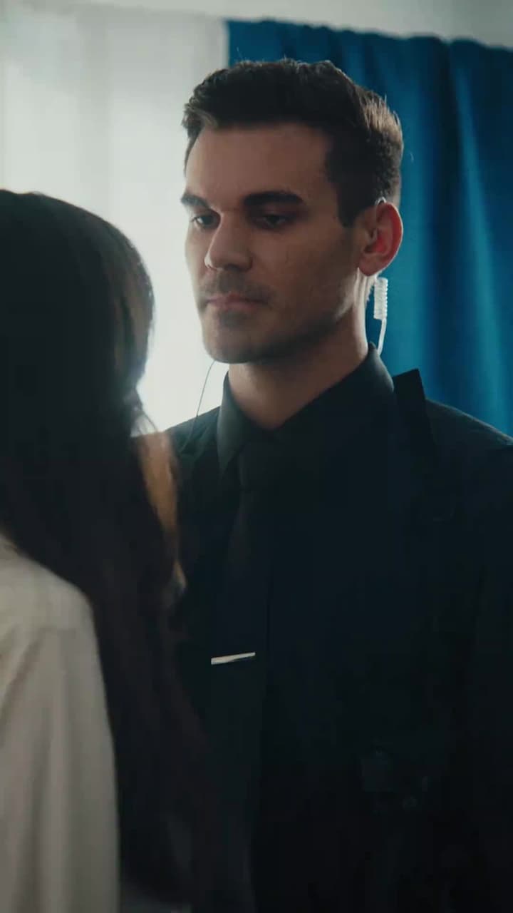 Falling For Her Bodyguard - Episode 26