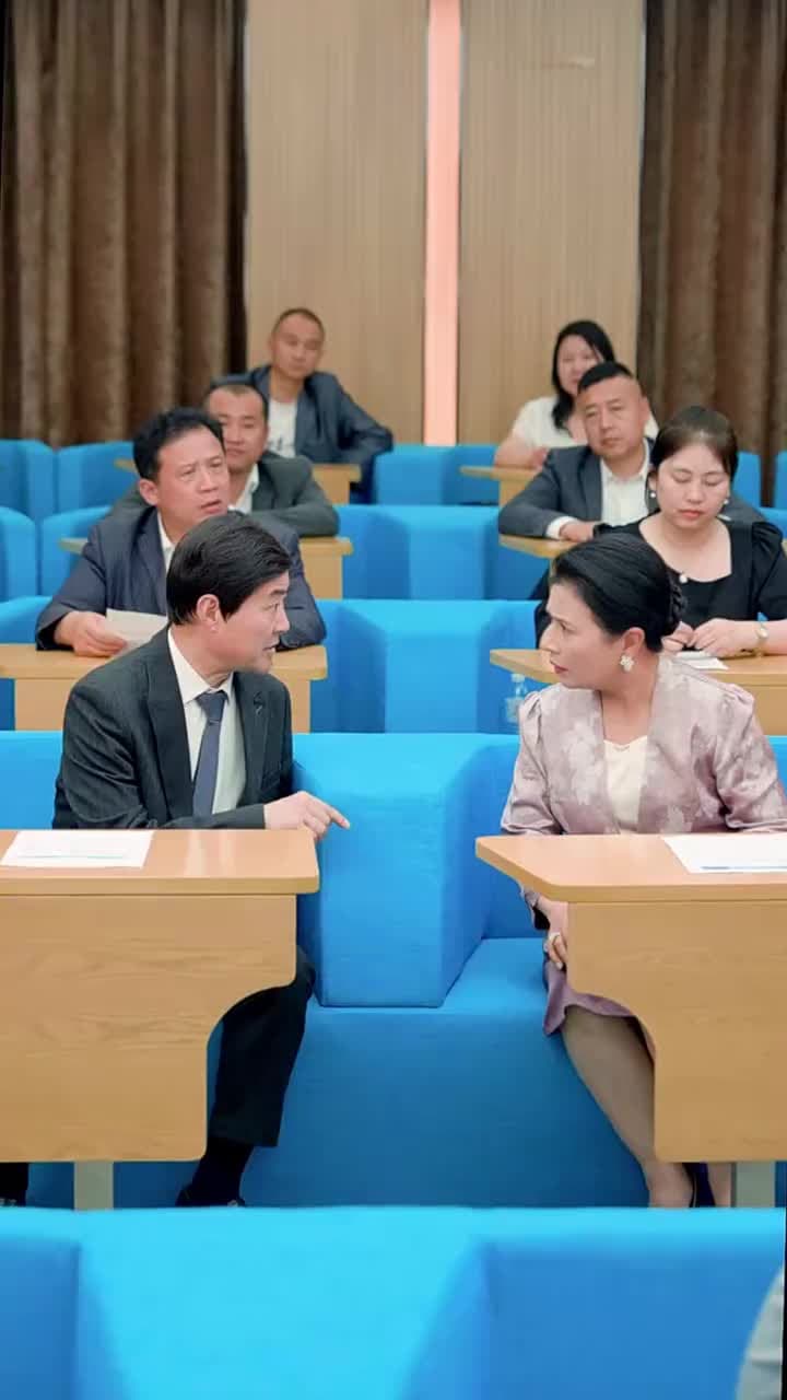偷聽心聲美女校花我不追了 - Episode 11