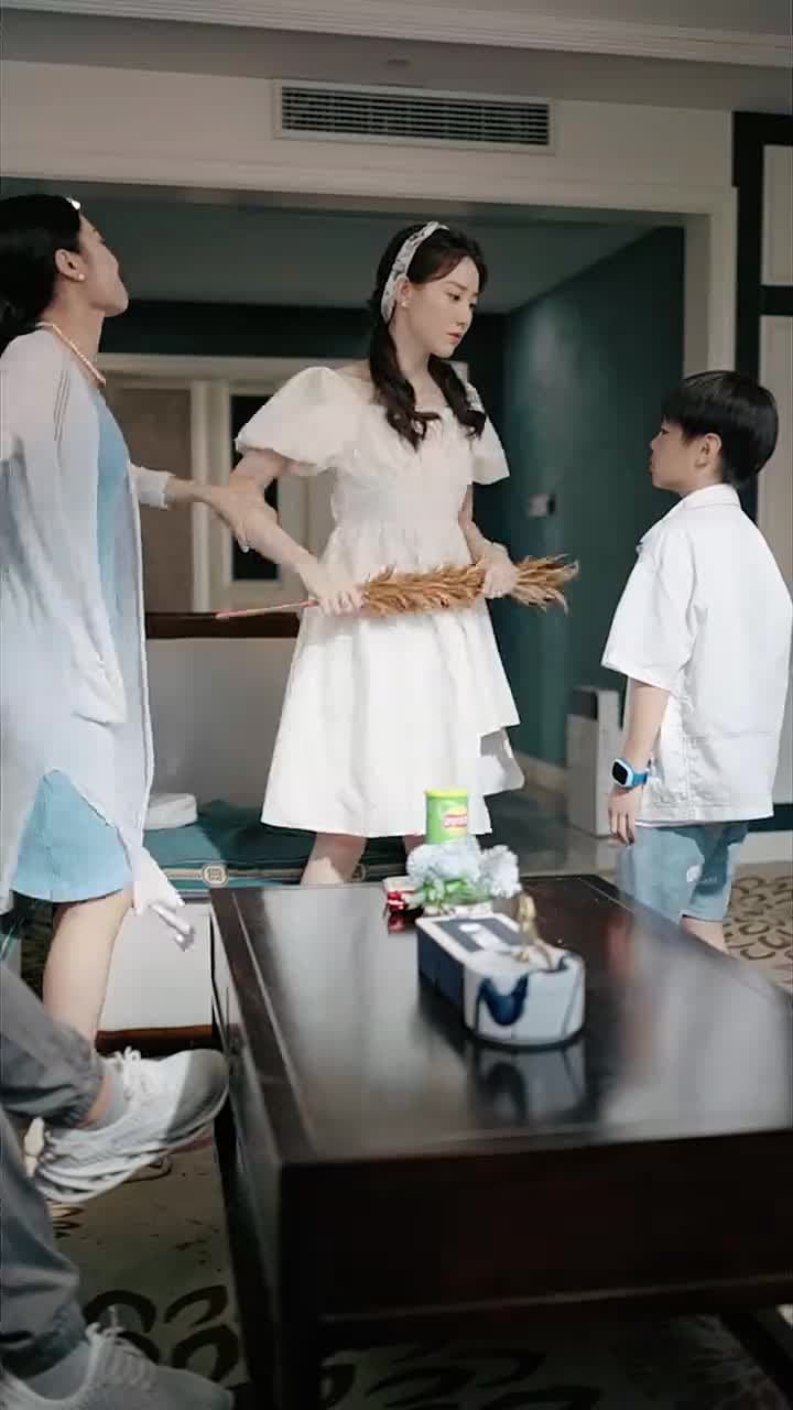 閃婚後,傅先生乖乖寵我 - Episode 9