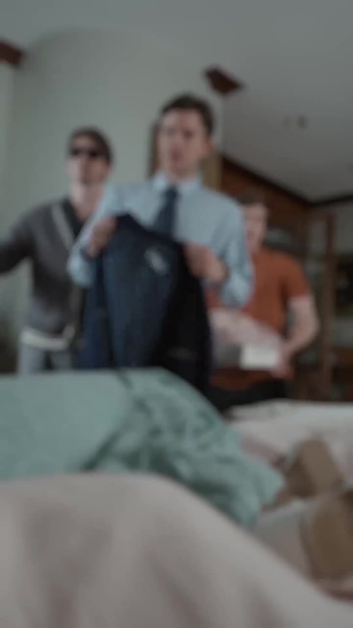 30 Anni di Sonno, I Fratelli in Ginocchio - Episode 7