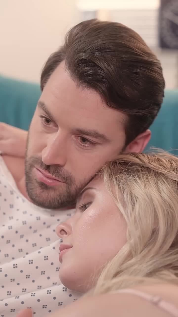 Milyarderin Kucağından Kaçış - Episode 73