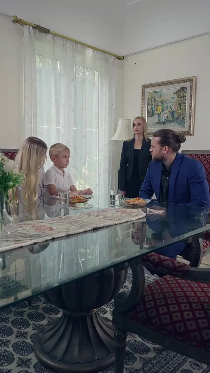 CEO'nun Sevimli Eşi'nin Dönüşü 2 - Episode 13