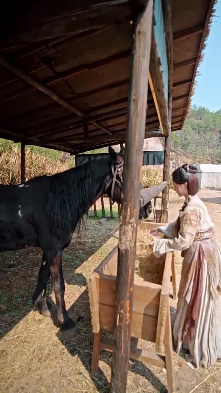 Benci dan Dendam Putri Bersaudara - Episode 13