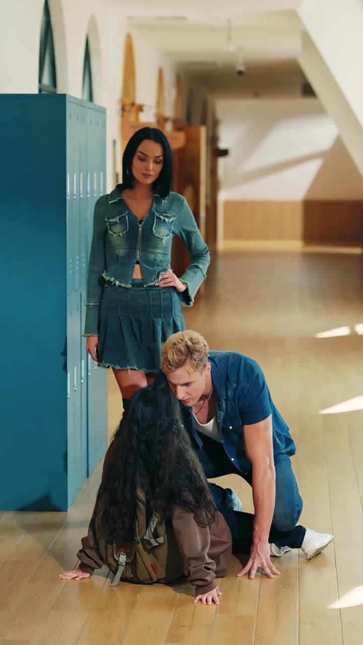 A Tímida e Seus Alfas - Episode 5