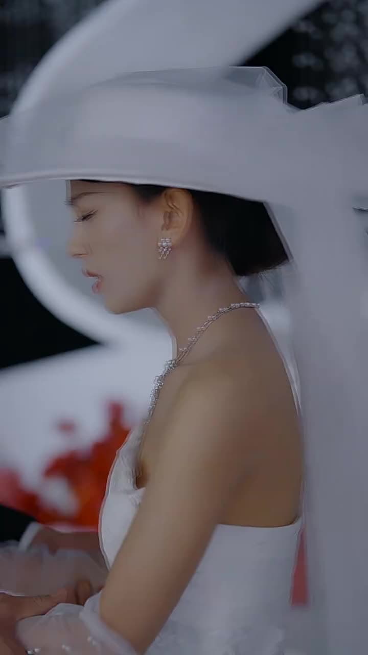 รักที่ยากจะลืมเลือน - Episode 9