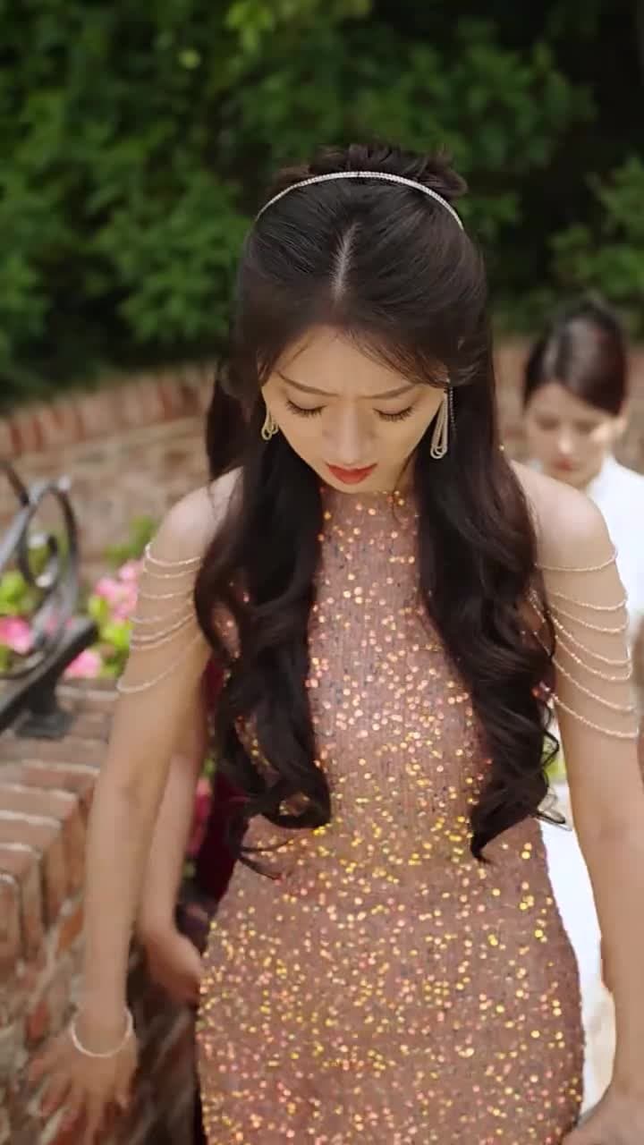Một Mẹ, Năm Con, Bốn Bố - Episode 32
