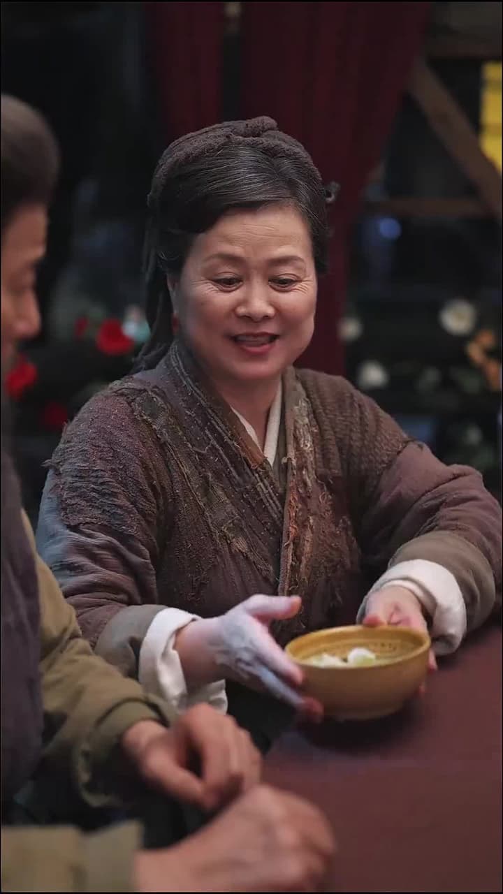 大姑扛著殺豬刀帶全村人炫肉 - Episode 29
