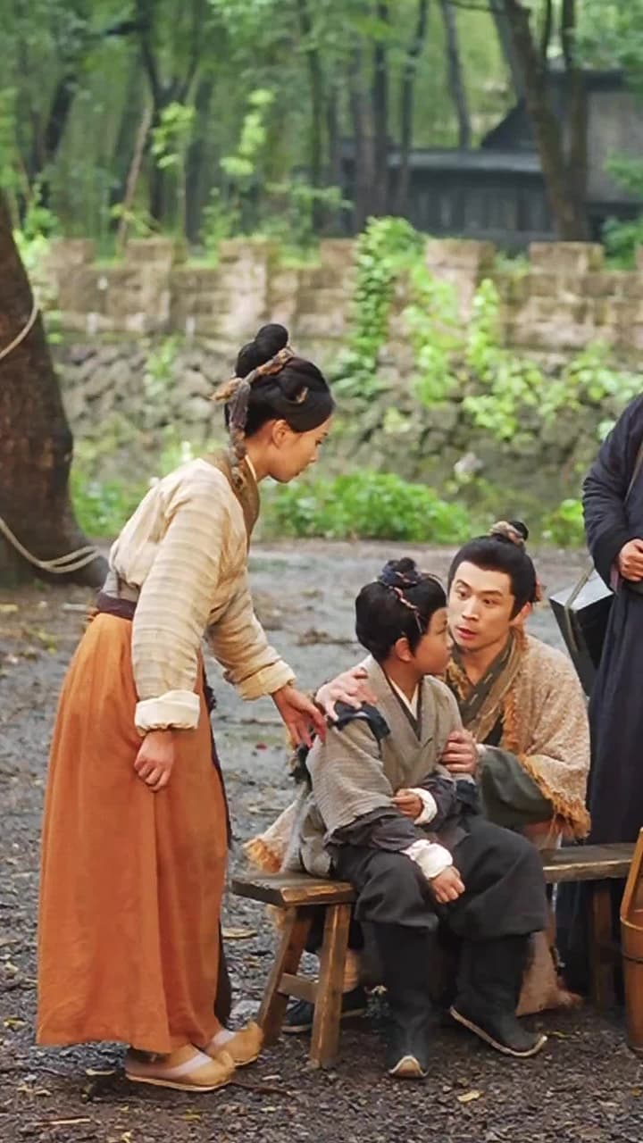 大姑扛著殺豬刀帶全村人炫肉 - Episode 22