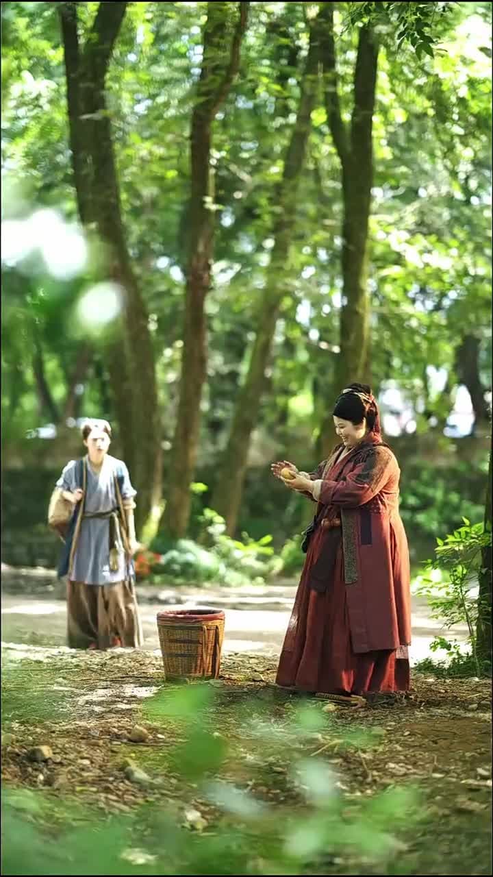 大姑扛著殺豬刀帶全村人炫肉 - Episode 17