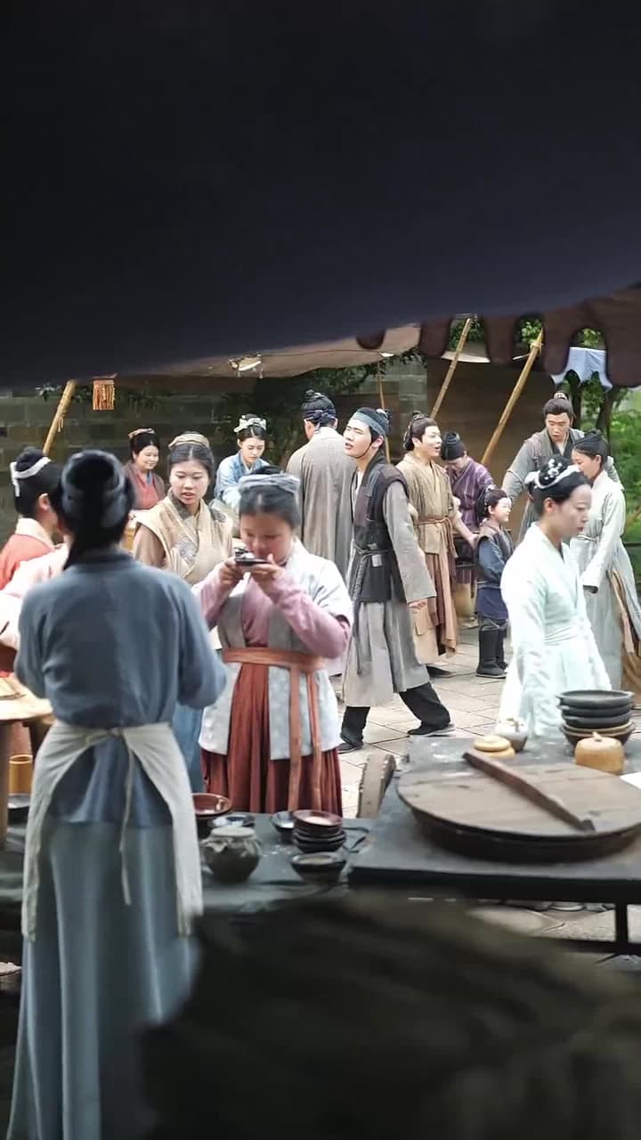 大姑扛著殺豬刀帶全村人炫肉 - Episode 40