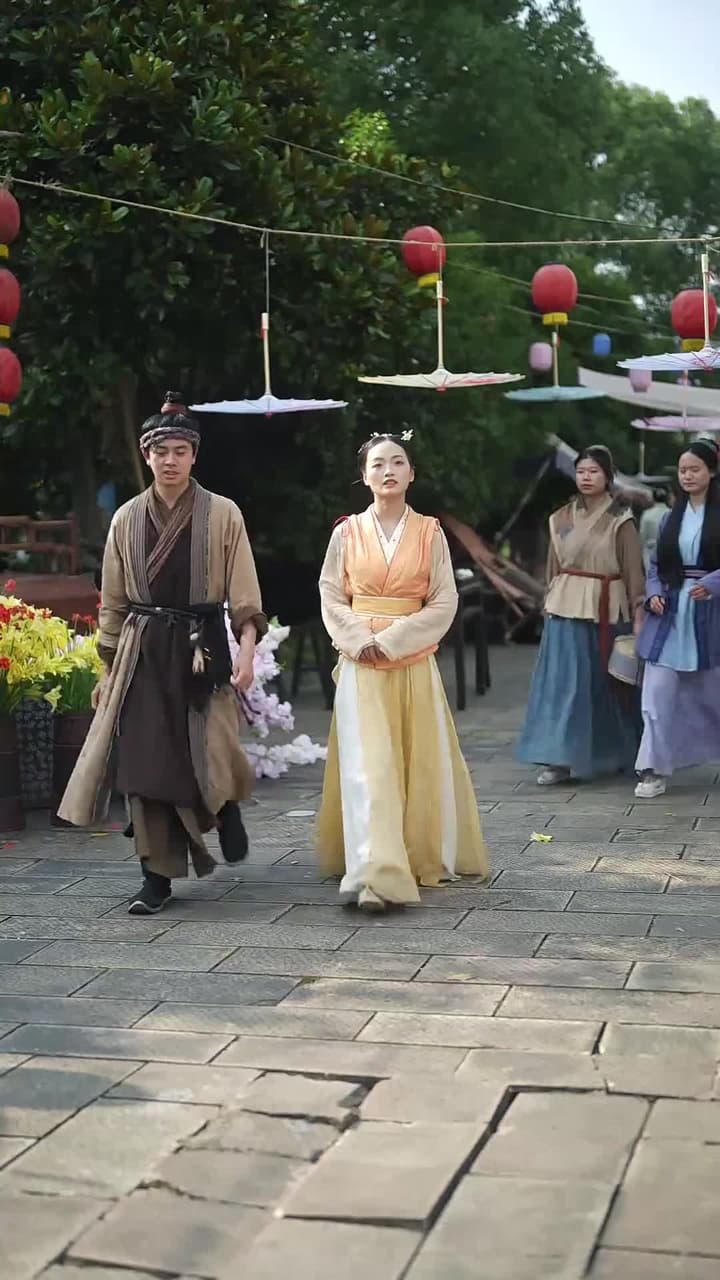 大姑扛著殺豬刀帶全村人炫肉 - Episode 56