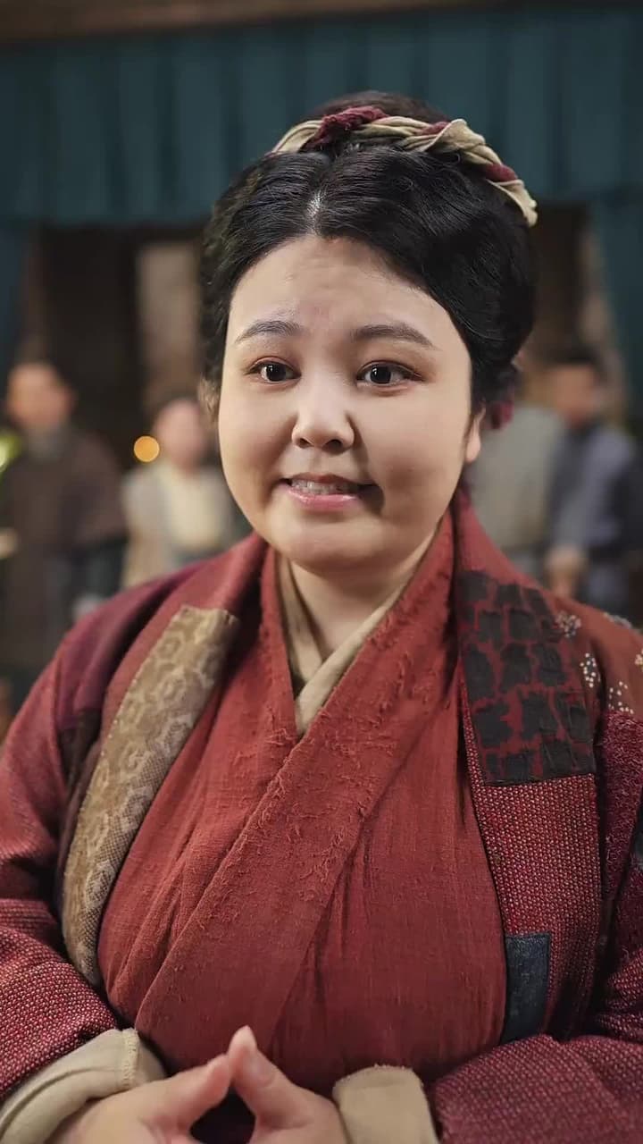 大姑扛著殺豬刀帶全村人炫肉 - Episode 66
