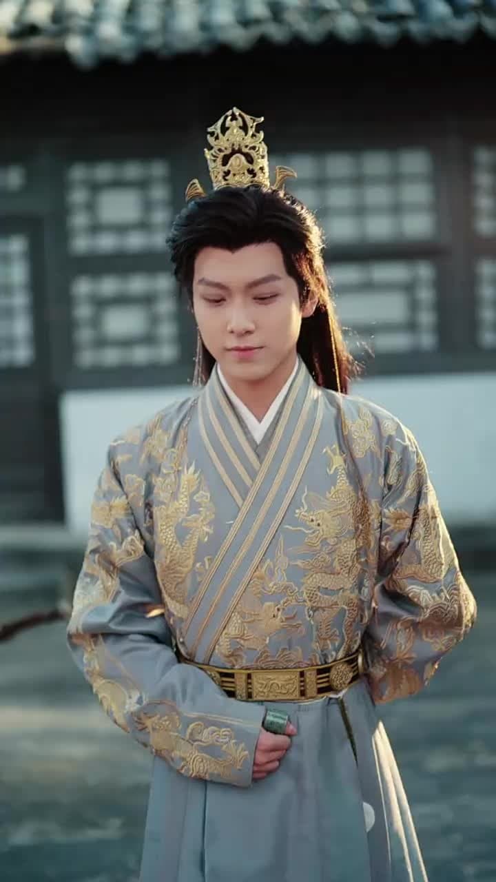 Moonlight on the Palace Road - Episode 36