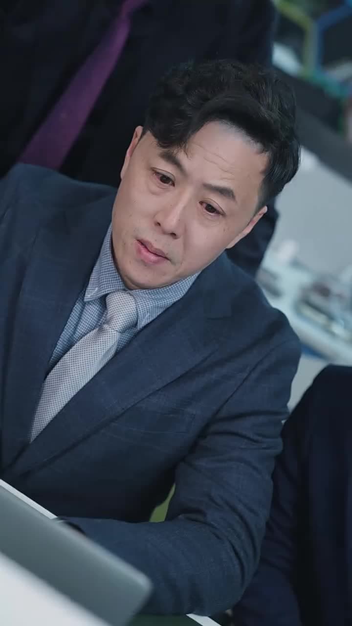 未來預言家 - Episode 8