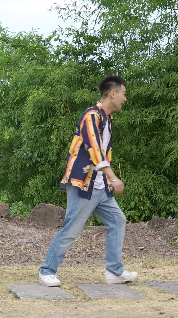 我和美女上司的荒島生涯 - Episode 72