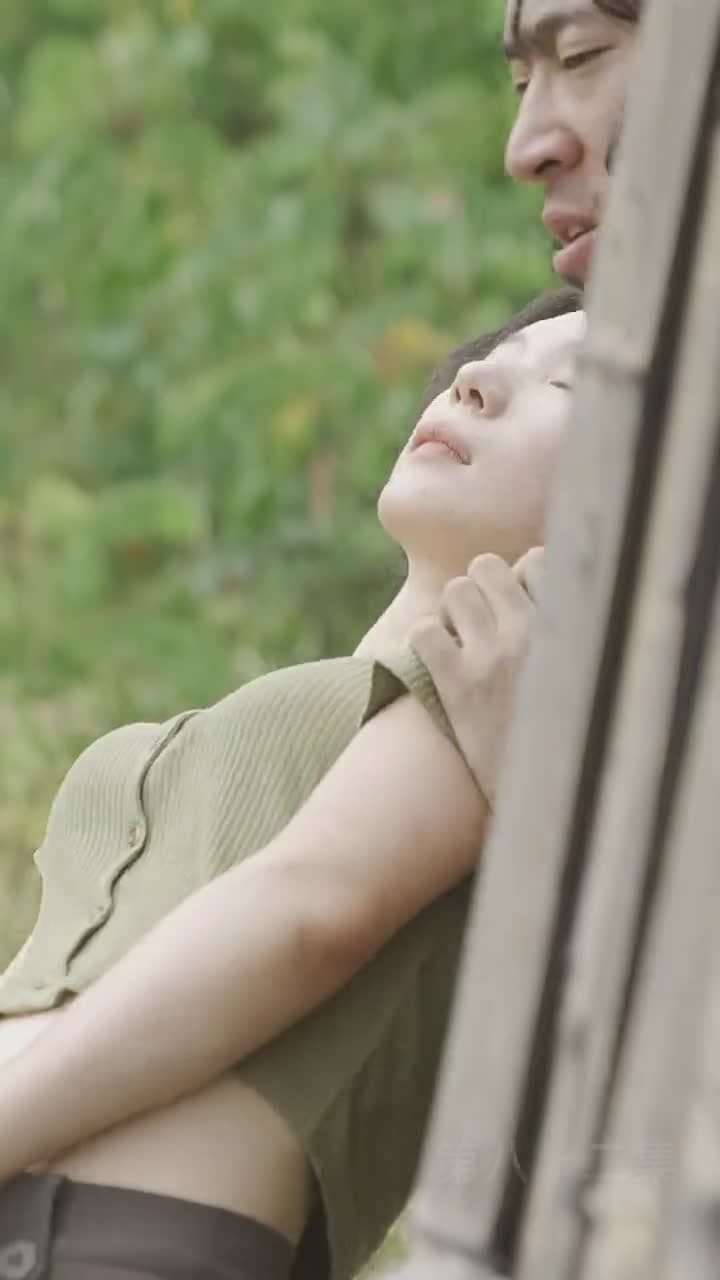我和美女上司的荒島生涯 - Episode 82