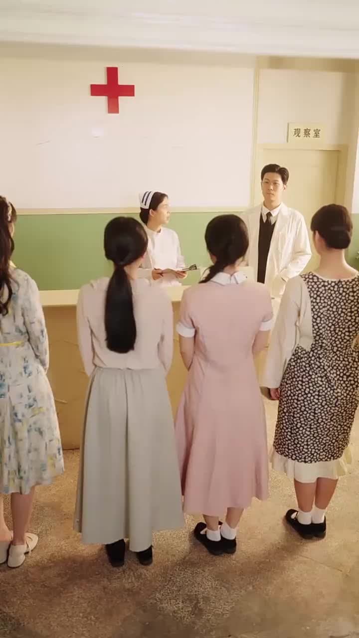 八零寵夫忙我帶全村炫肉更忙 - Episode 35