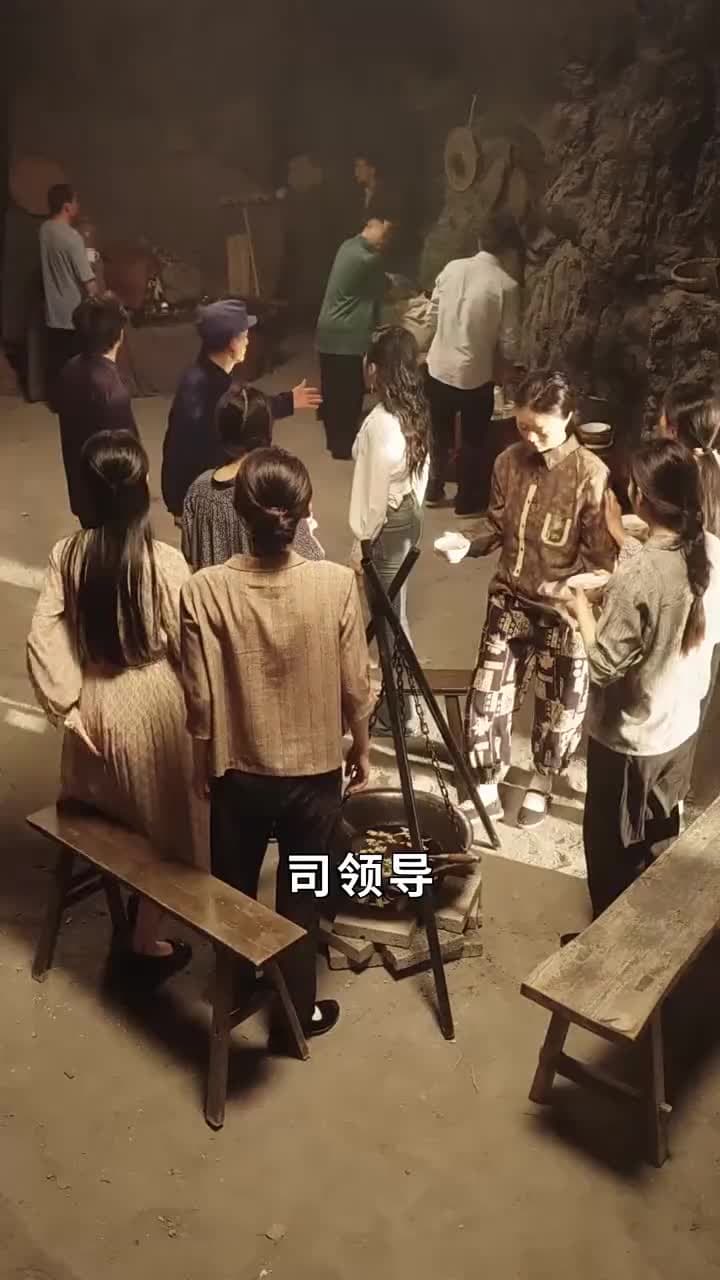 八零寵夫忙我帶全村炫肉更忙 - Episode 69