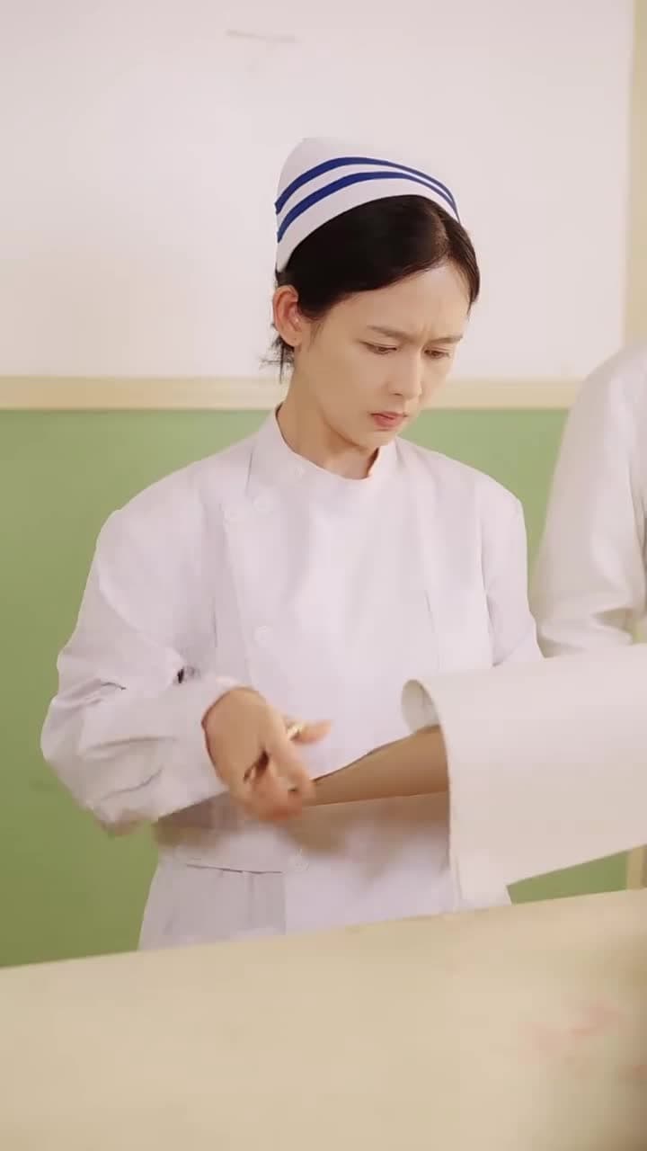 八零寵夫忙我帶全村炫肉更忙 - Episode 36