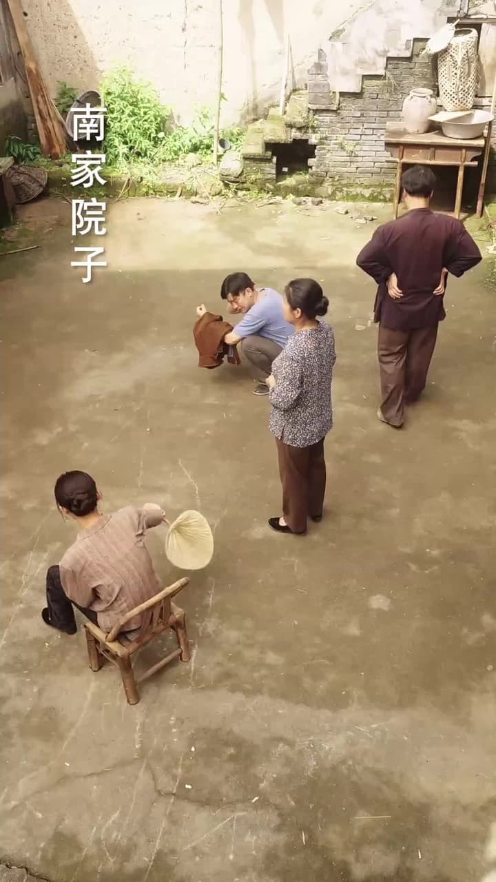 八零寵夫忙我帶全村炫肉更忙 - Episode 13