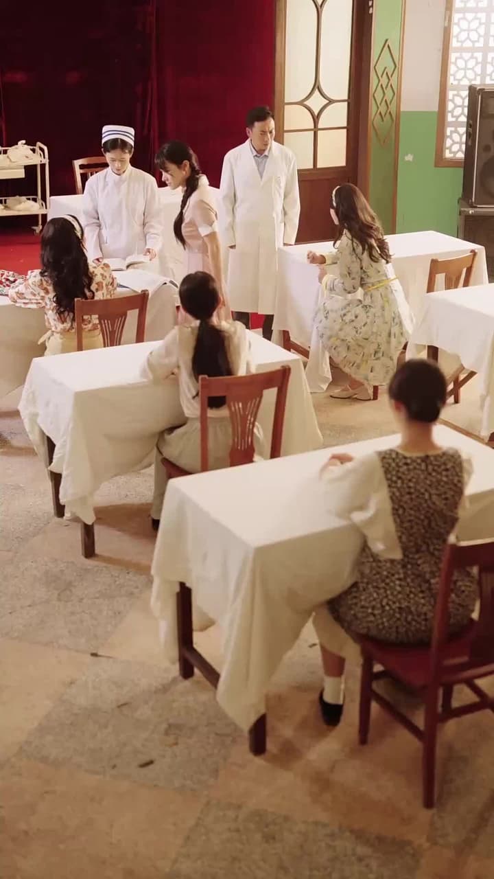八零寵夫忙我帶全村炫肉更忙 - Episode 42