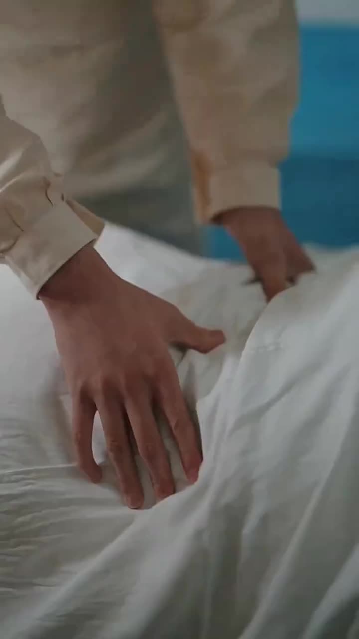 Reborn as a Fiery Wife in the '70s - Episode 8