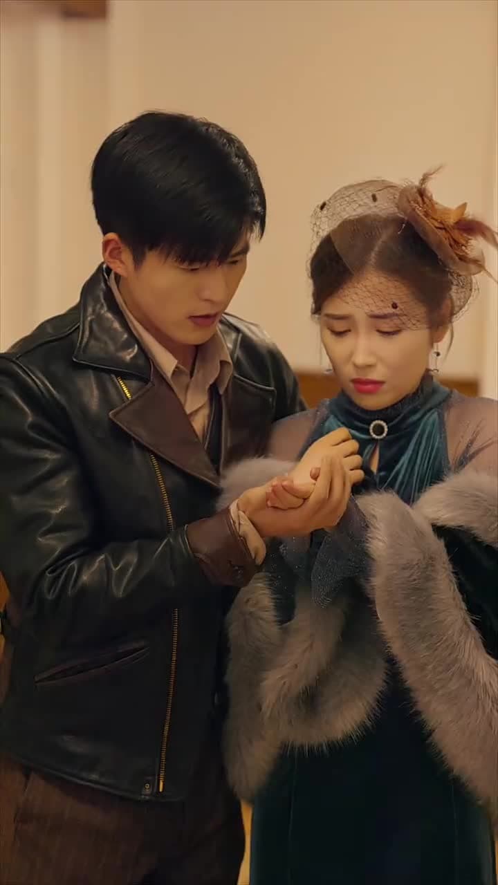 少帥,夫人說她不配 - Episode 33