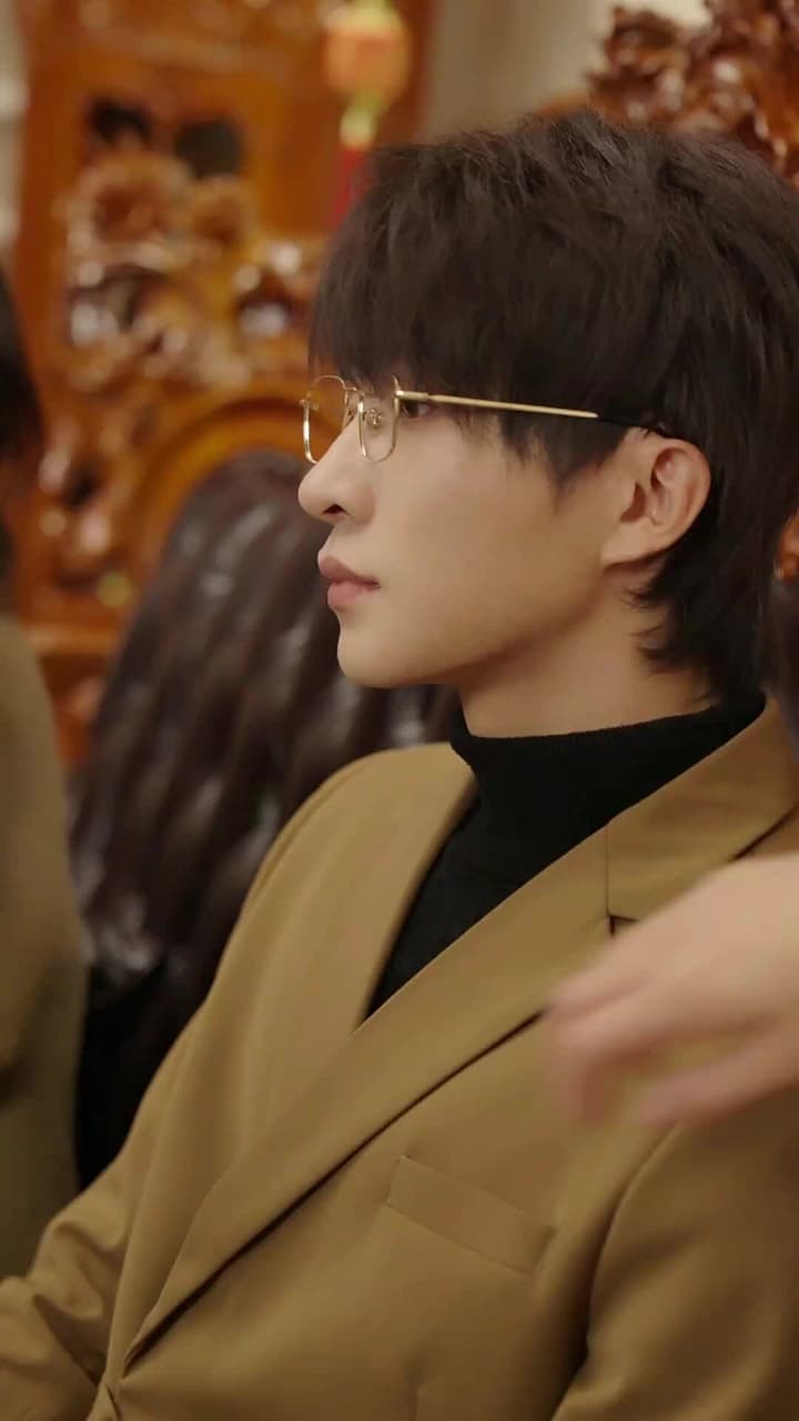 My Queen's Got a Temper—and My Heart - Episode 52